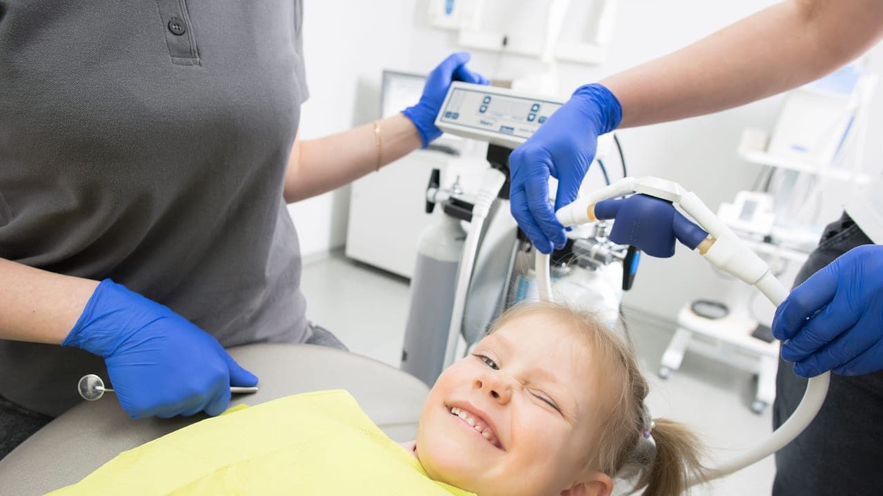 Çocuk hastalar için düzenlenmiş klinik alanı